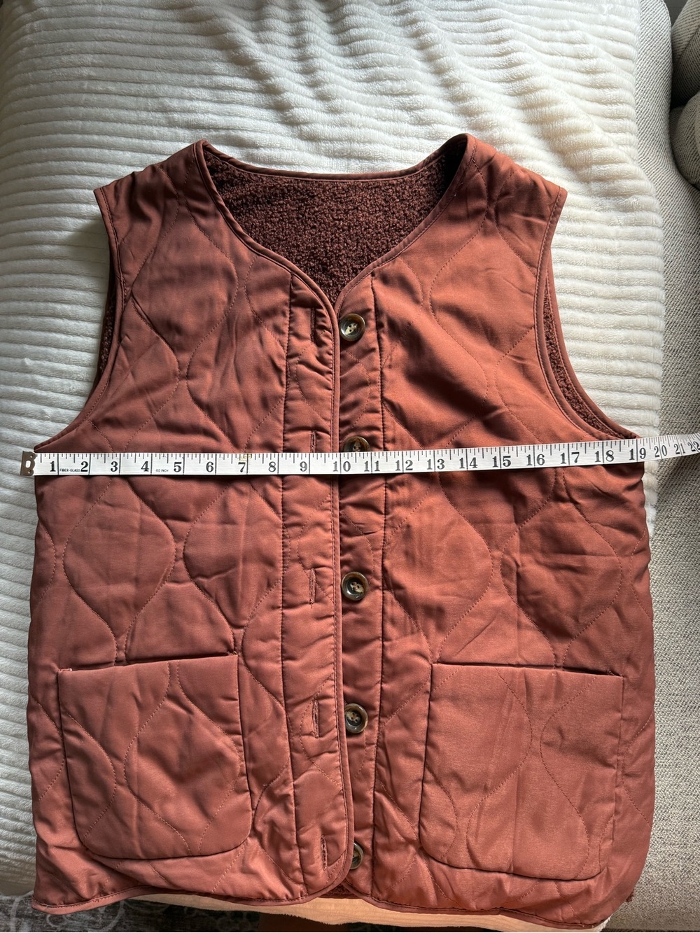 Women's Quilted Brown Vest Jacket - Picture 7 of 8